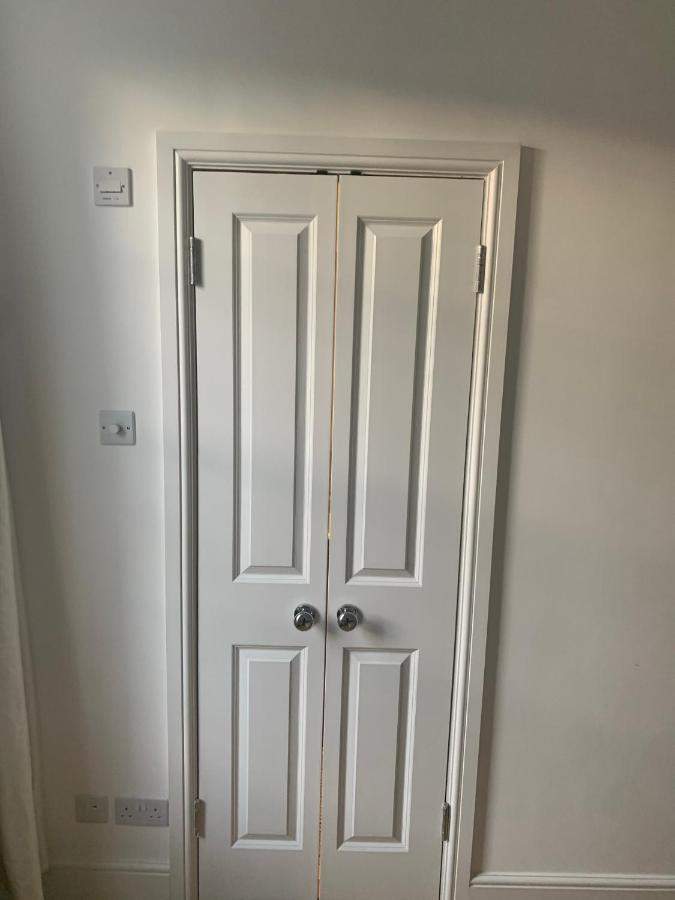 Beautiful One Bedroom Flat In The Heart Of Notting Hill Gate Londres Extérieur photo